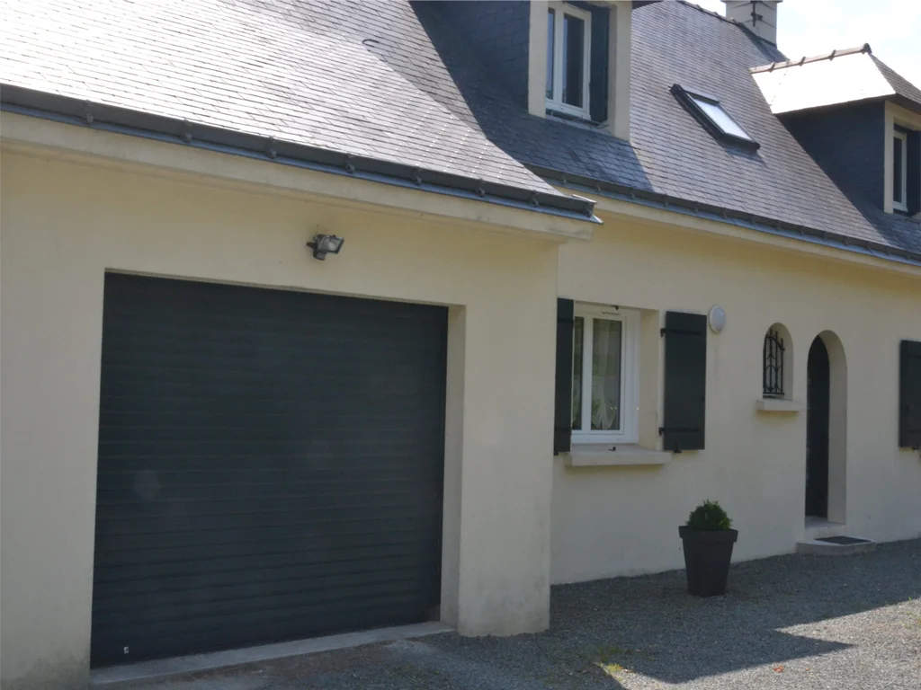 Porte-de-garage-enroulable-2