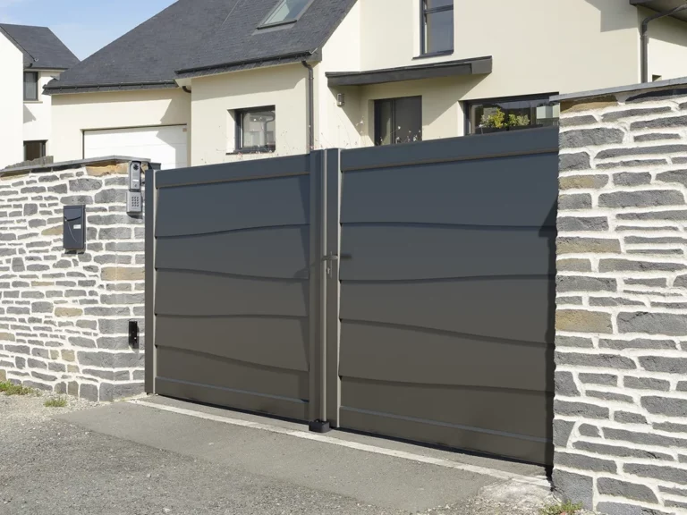 portail_battant_en_aluminium